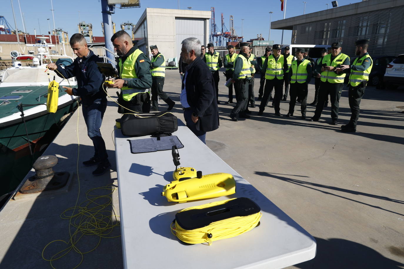 Presentación de los drones submarinos de la Guardia Civil detectar &#039;narcobuzos&#039;