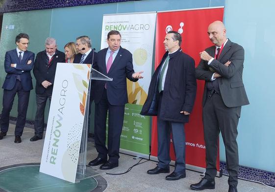 El ministro de Agricultura, Luis Planas, en su intervención tras el encuentro de Renowagro.