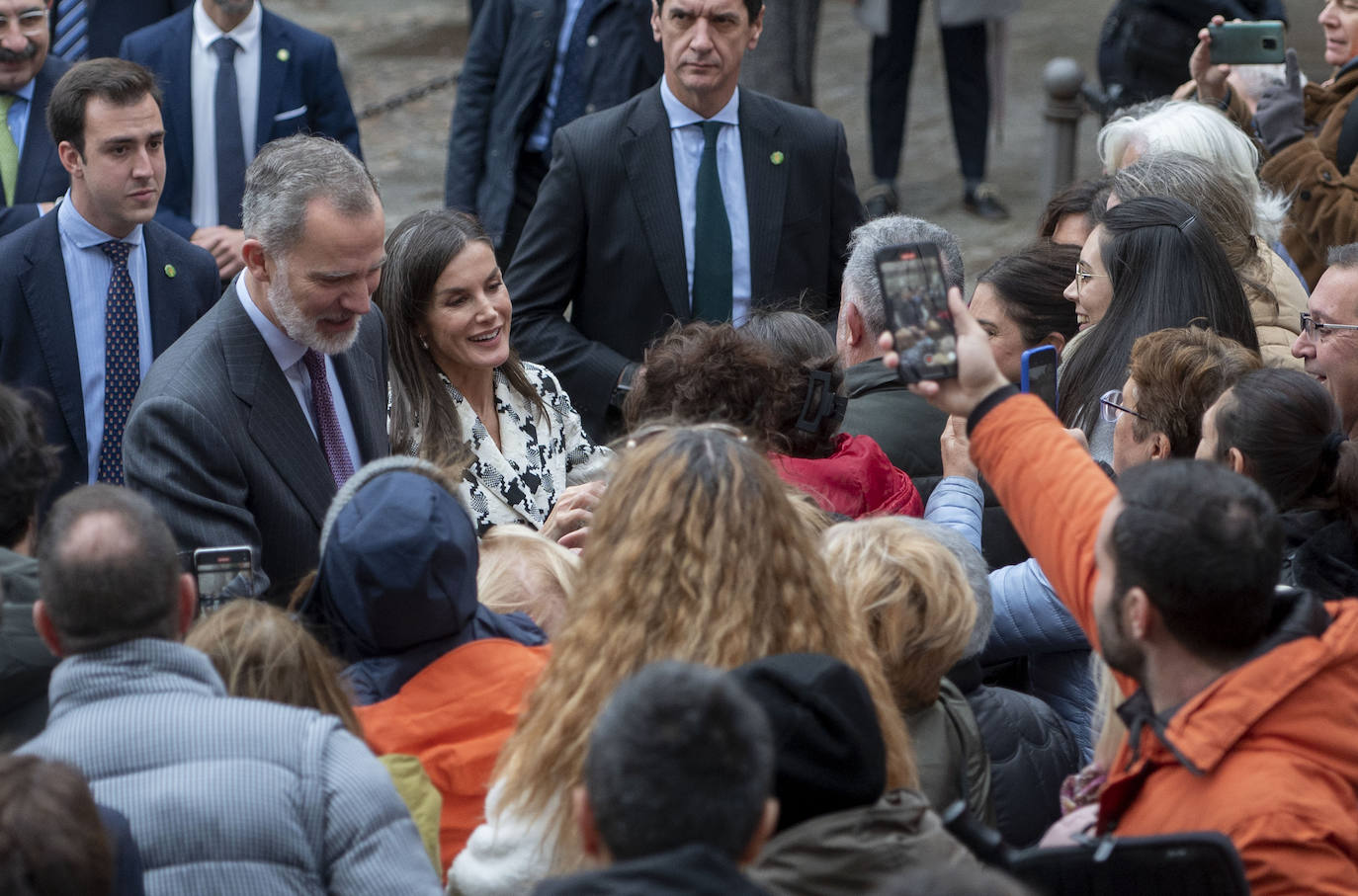 Letizia recupera su chaqueta más icónica