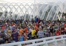 Los últimos consejos antes del Maratón de Valencia: qué comer, cómo calentar y qué coger en los avituallamientos