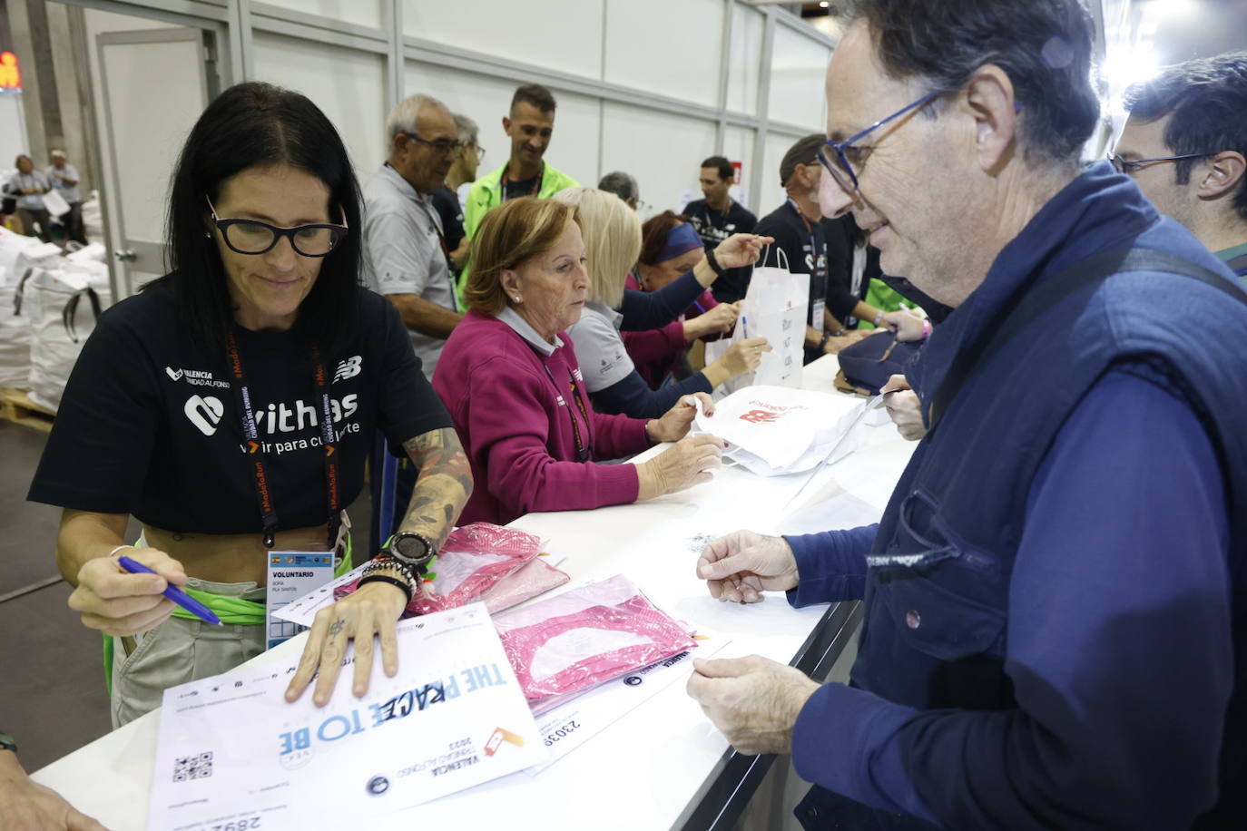 La feria del corredor se llena a pocas horas del Maratón de Valencia