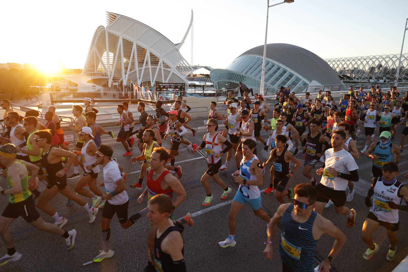 La emocionante salida del Maratón de Valencia 2023