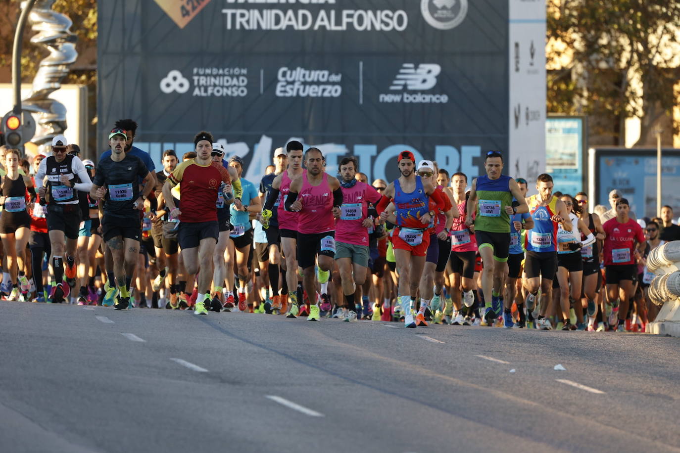 La emocionante salida del Maratón de Valencia 2023