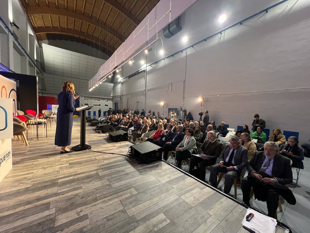 Acto de LAS PROVINCIAS en defensa de la Constitución