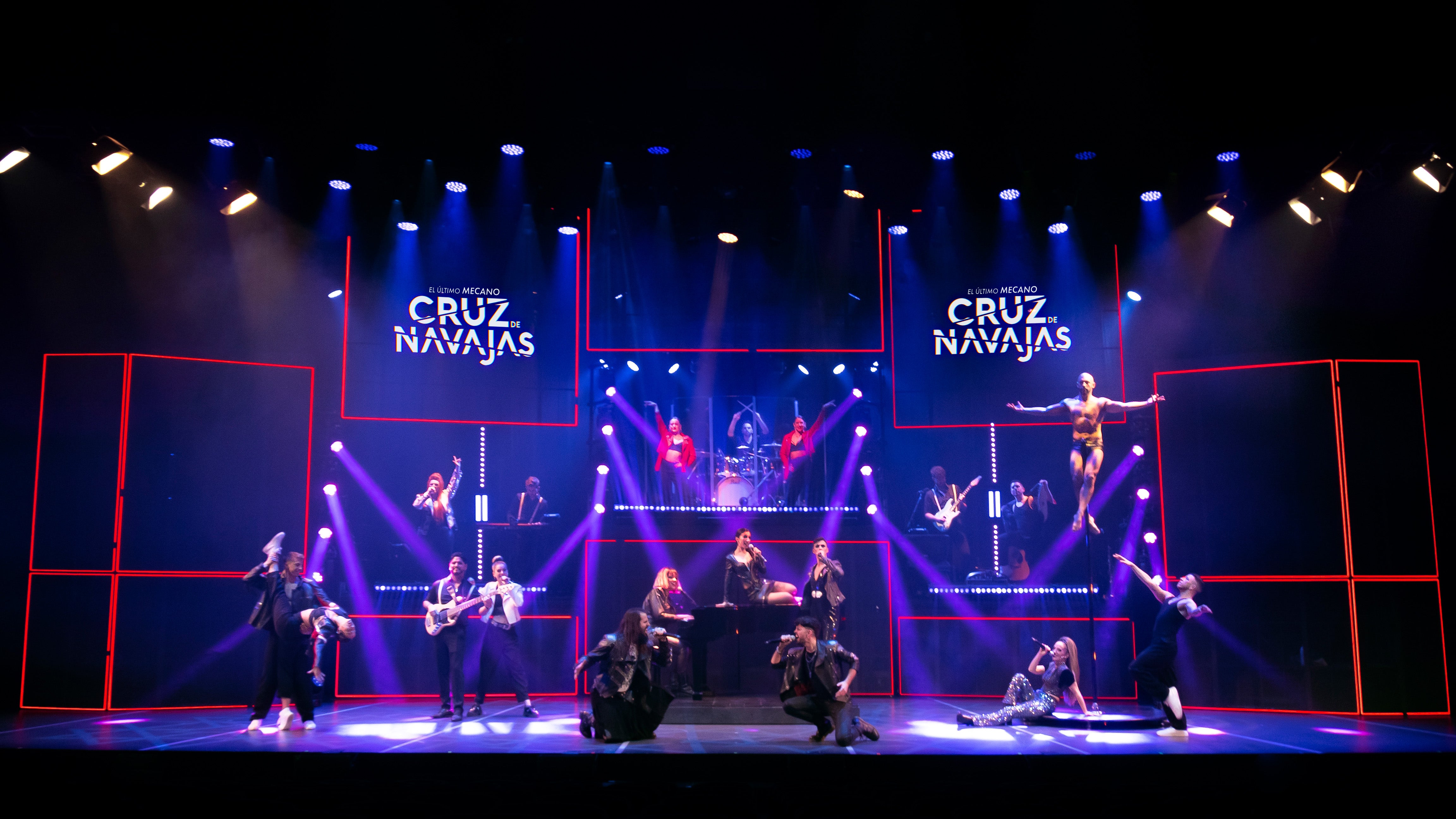 Musical Cruz de Navajas