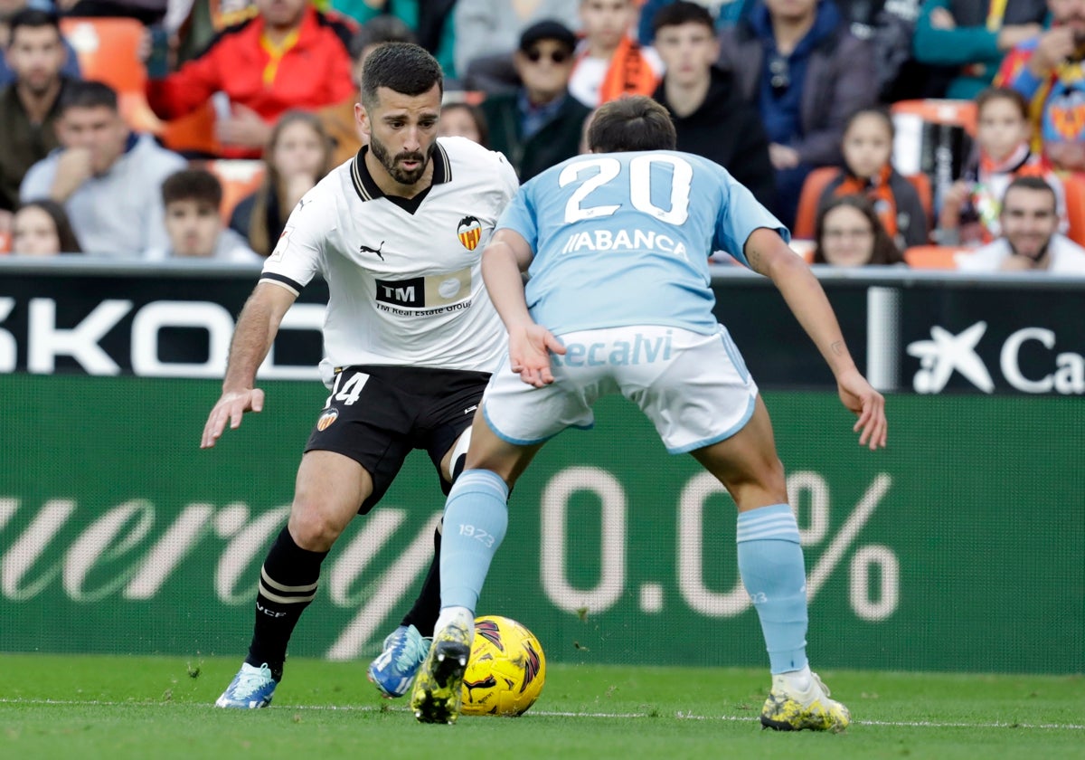 Gayà ante el Celta