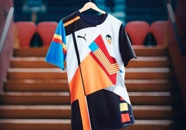 La nueva camiseta del Valencia.