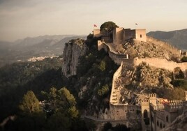 Imágenes del espectacular Castell Menor, Xàtiva.
