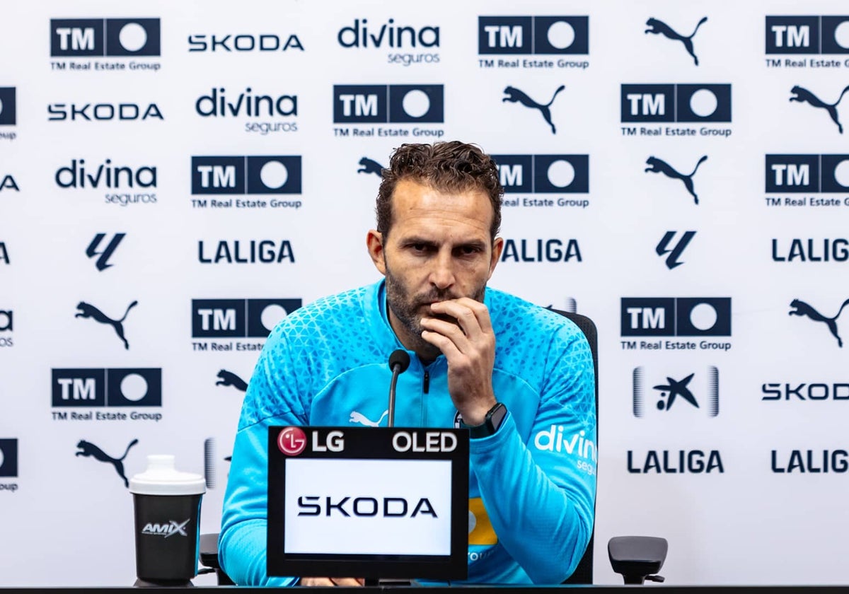 Rubén Baraja, durante una rueda de prensa.