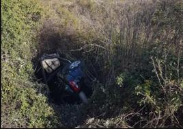 El coche siniestrado en Chera.