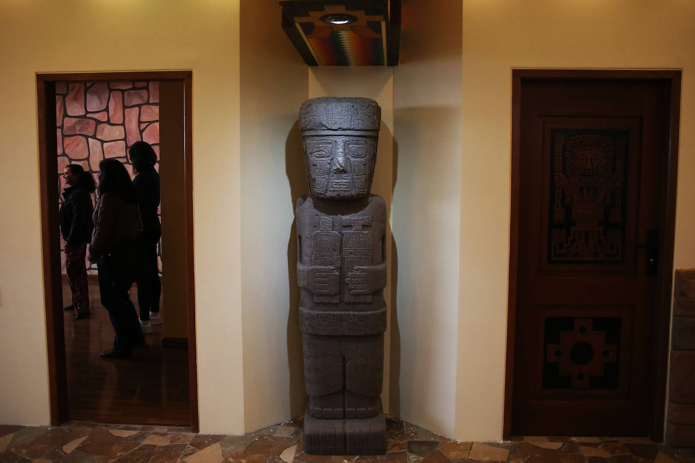 El extravagante lujo de los &#039;cholets&#039;, las casas de los ricos en Bolivia