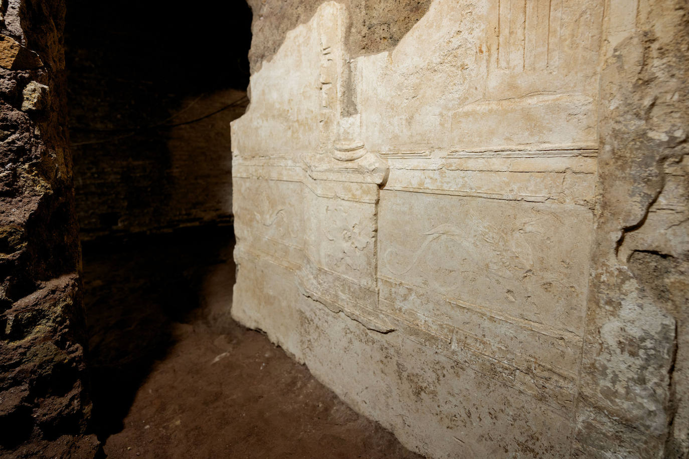 Fotos: Descubren un majestuoso mosaico en una lujosa casa romana cerca del Coliseo
