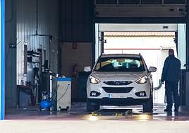 Desmantelan una red dedicada a pasar fraudulentamente la ITV y relacionada con la compra-venta de coches