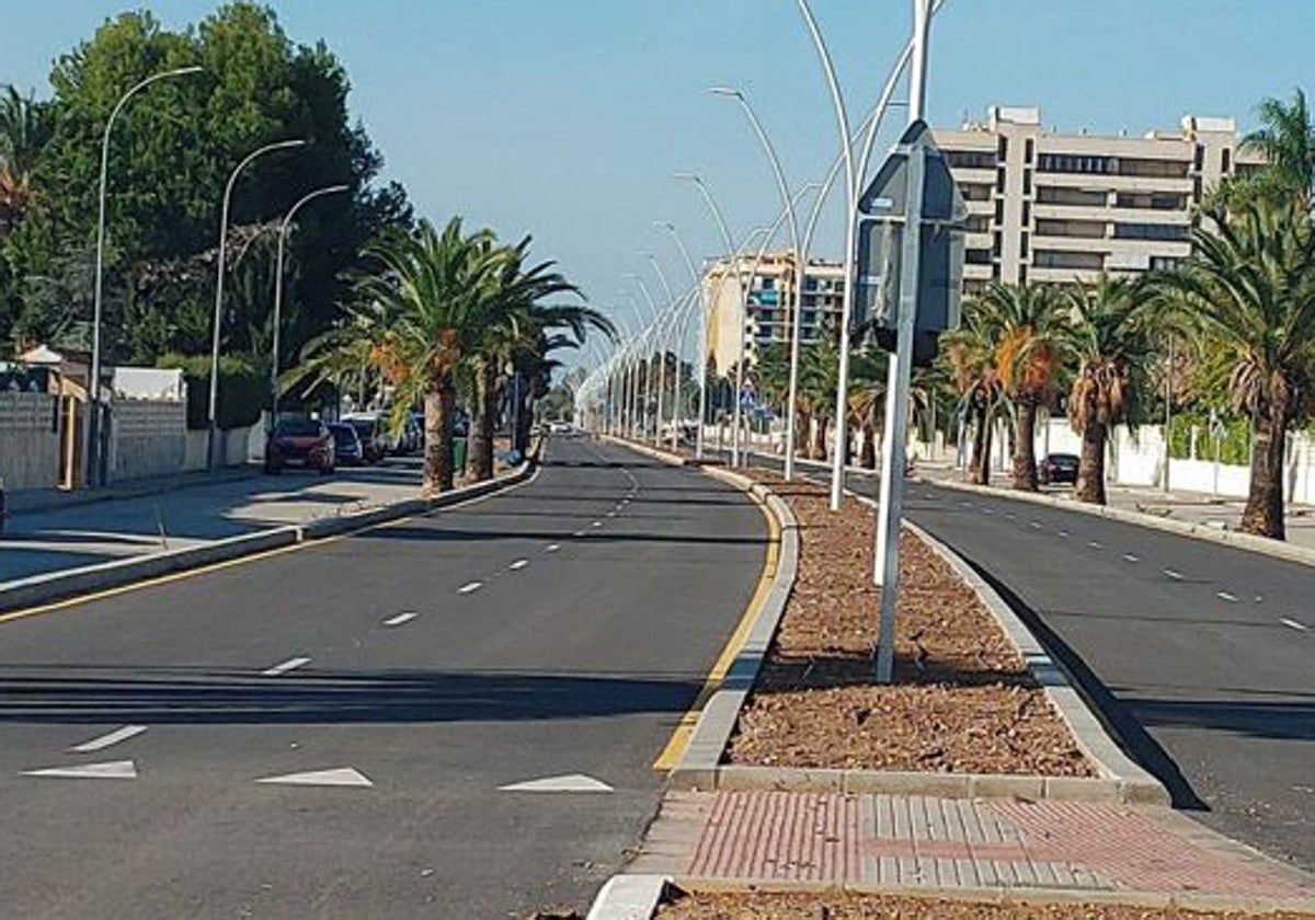 Bulevard donde ha tenido lugar el accidente mortal del joven de Gandia.