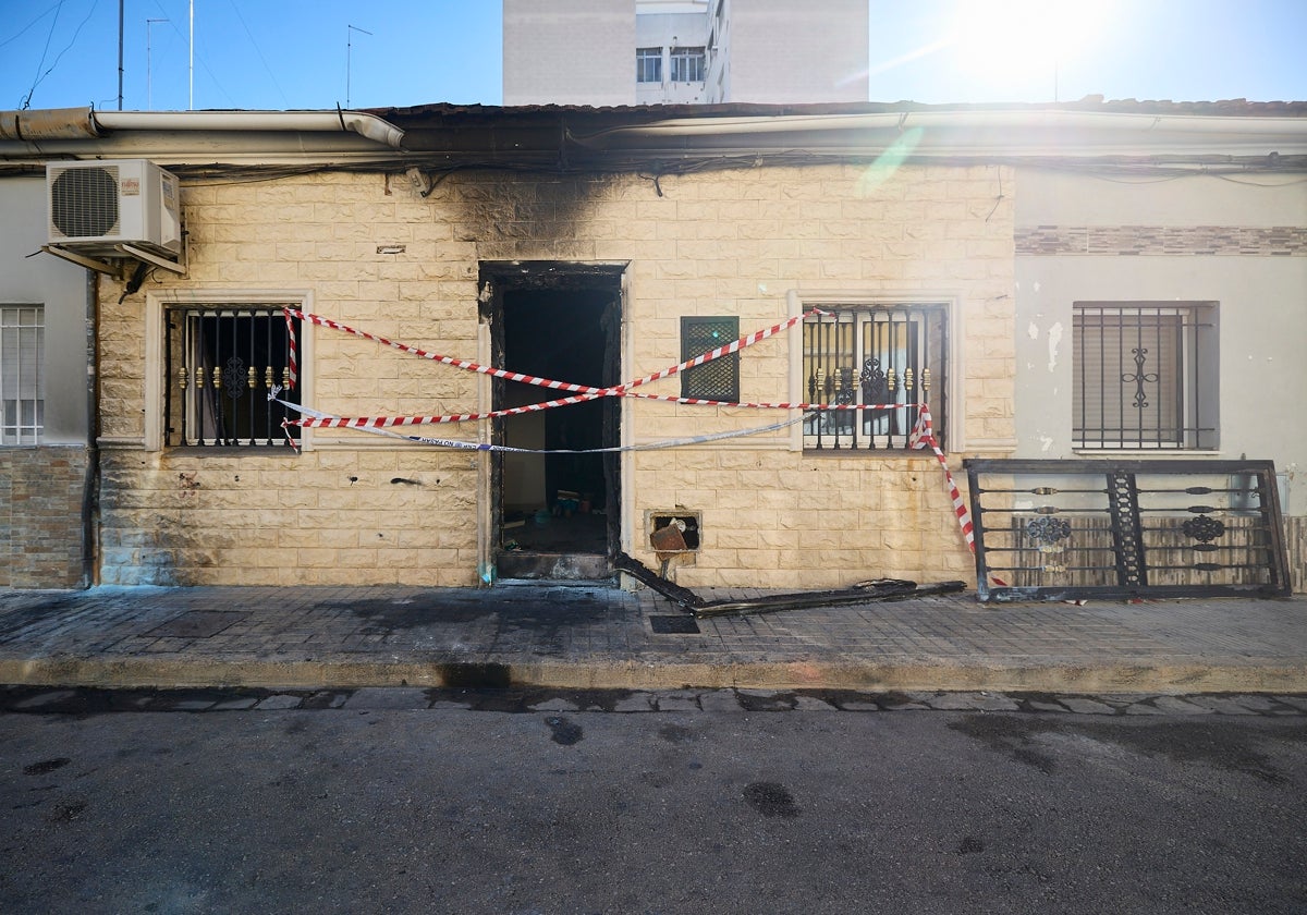 Vivienda incendiada.