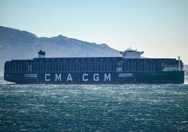 El 'CMA CGM Palais Royal', uno de los buques que ha decidido suspender el tráfico a causa de los ataques en el Mar Rojo.