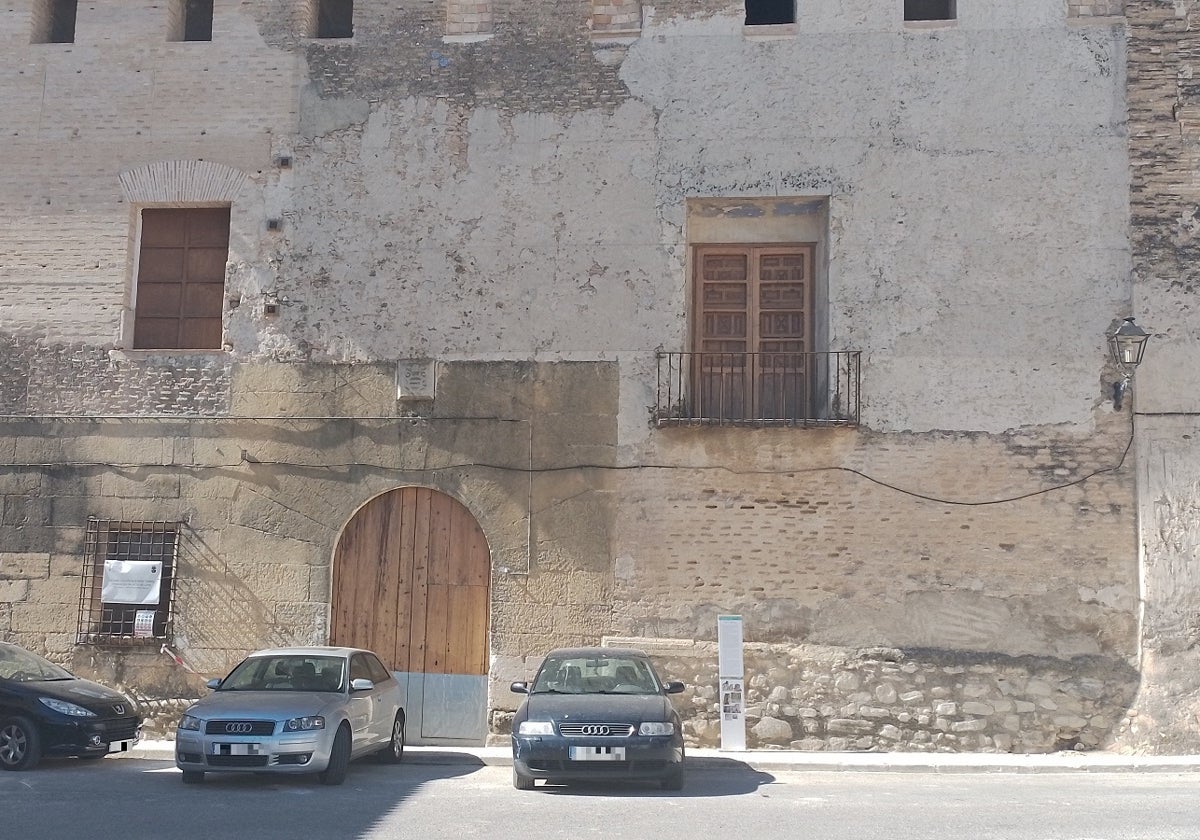 Fachada Palau dels Bellvís.