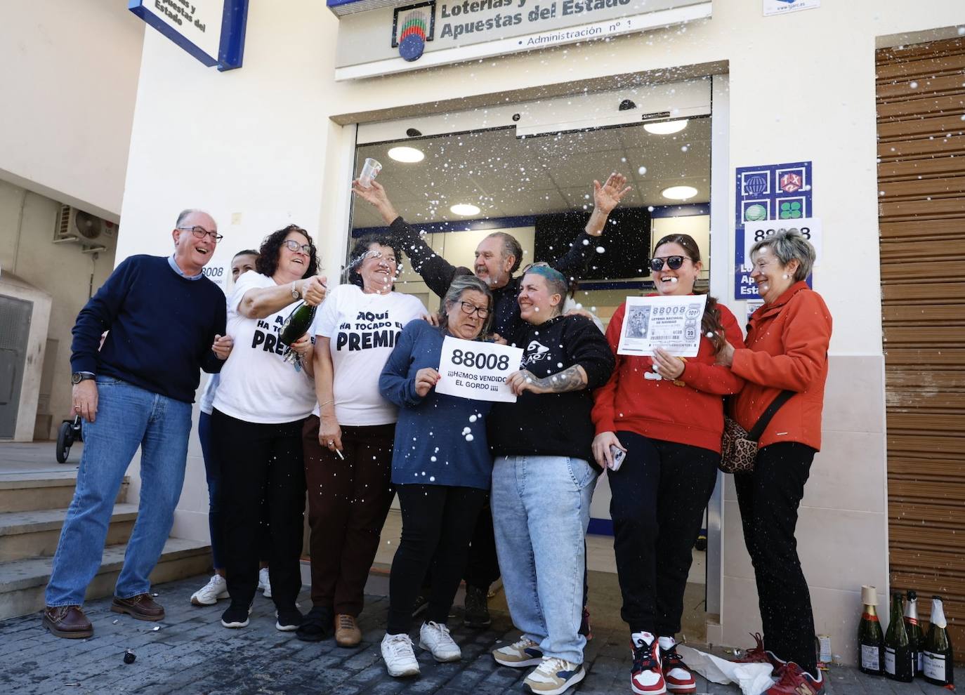 Imágenes del día de la Lotería de Navidad en la Comunitat