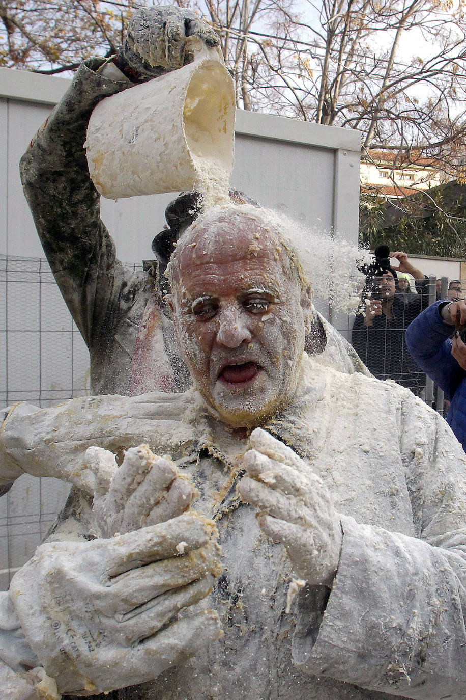 Ibi cumple con su tradicional fiesta de &#039;Els Enfarinats&#039;