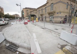 Obras reforma de Serrería y creación del carril bici que unirá la zona de la estación del Cabanyal y la avenida del Puerto.