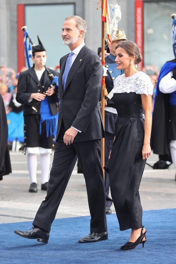 6.- La Reina Letizia, radiante en la última edición de los Premios Princesa de Asturias.