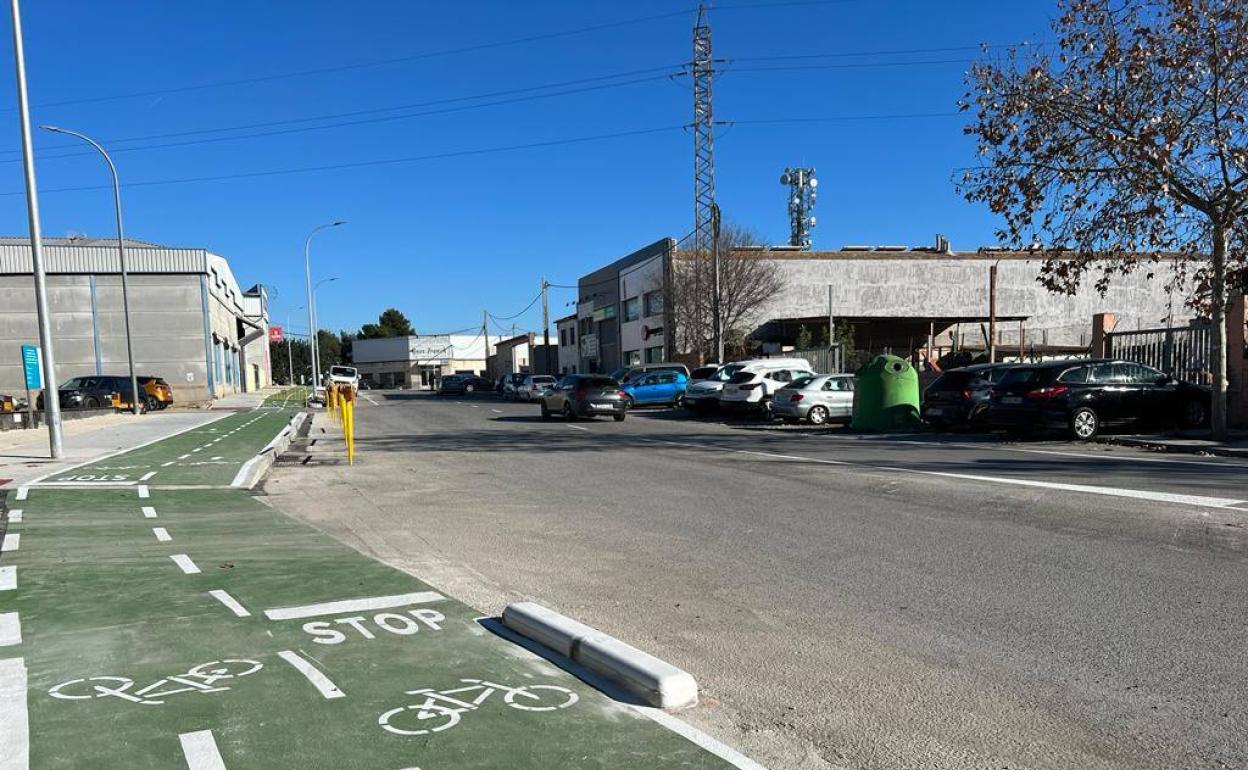 El carril bici de una de las calles. 