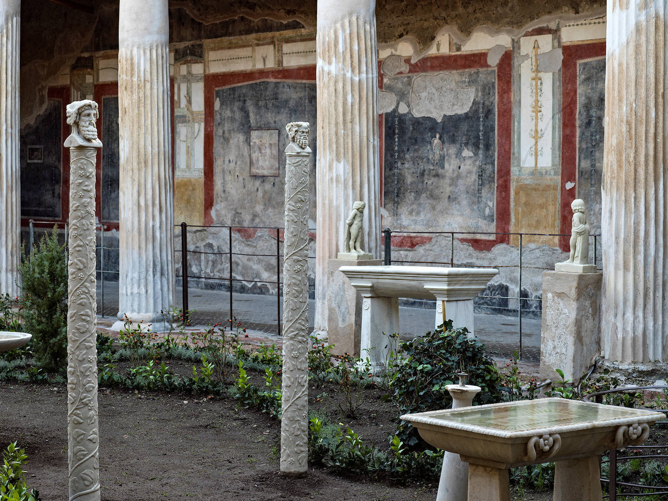 Pompeya | Reabre la emblemática y erótica Casa de los Vettii en Pompeya