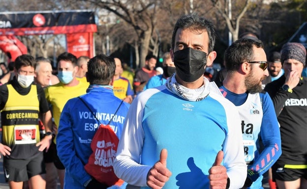 Un participante en la anterior edición de la carrera Galápagos en 2022. 