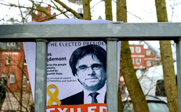 Puigdemont, una huida de ida ¿y vuelta?