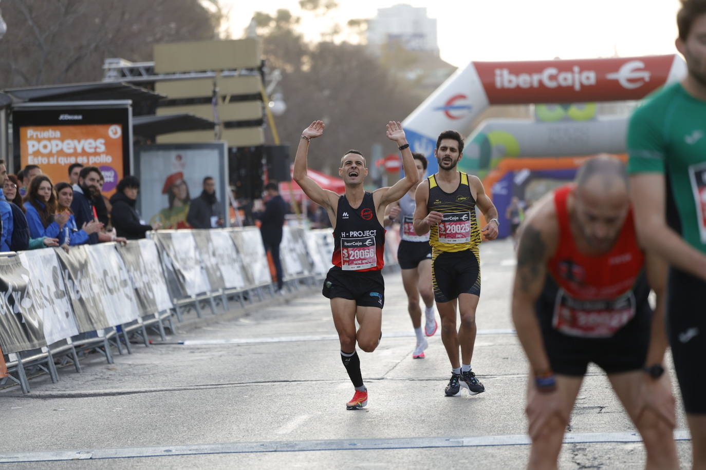 El atletismo popular retoma el pulso en Valencia con la primera carrera celebrada en 2023.