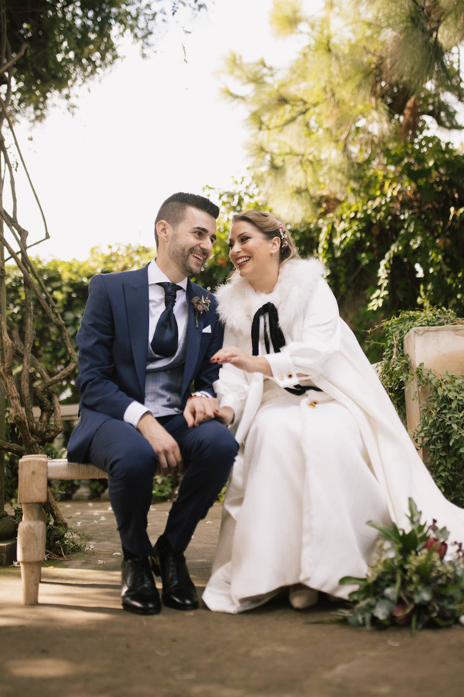 Los novios demuestran una gran complicidad durante la ceremonia, celebrada en Casa Santonja.