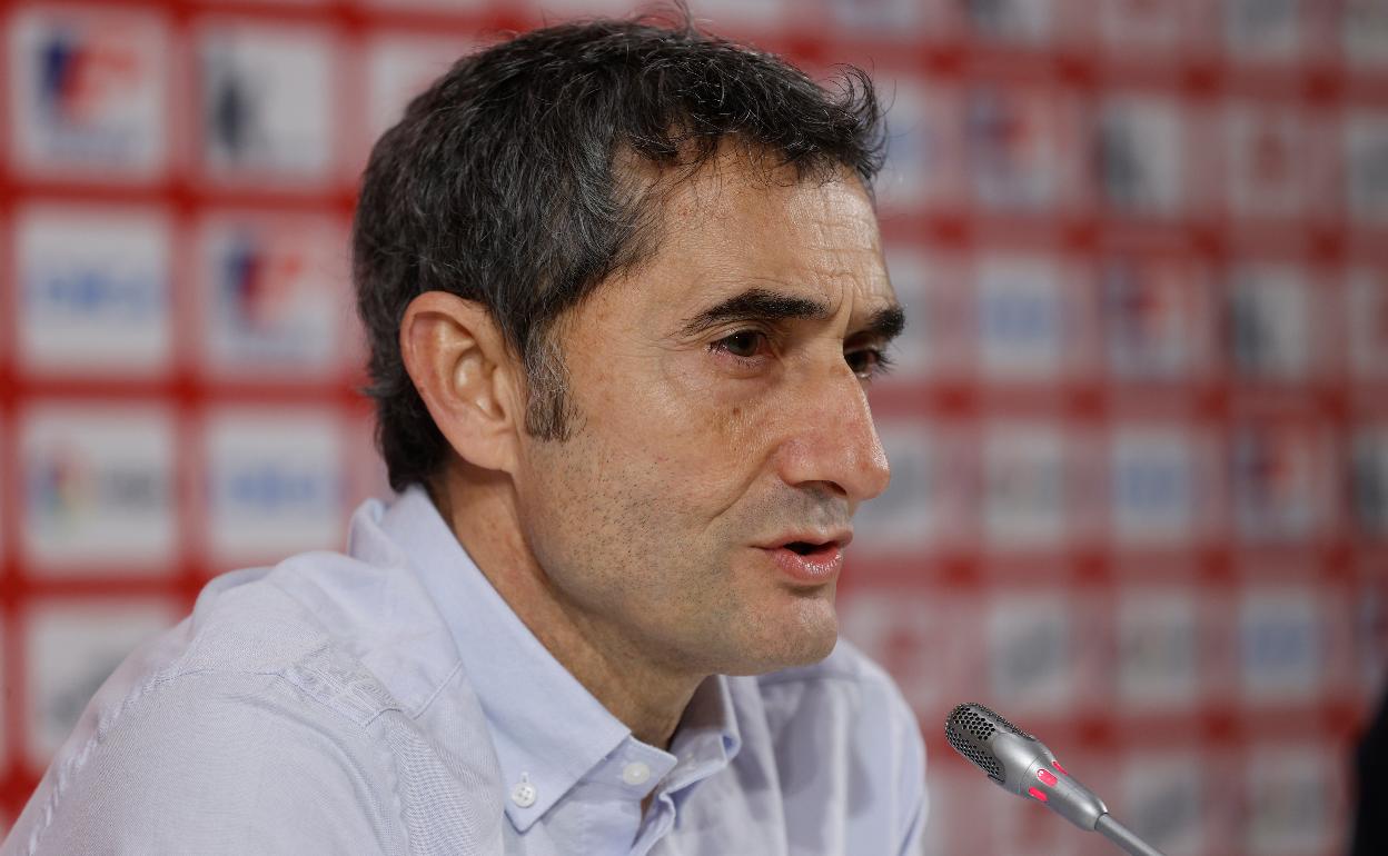 Ernesto Valverde, en la rueda de prensa de ayer. 