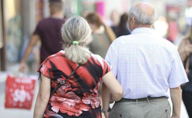 Los jubilados que tendrán que esperar tres meses para cobrar la subida de las pensiones