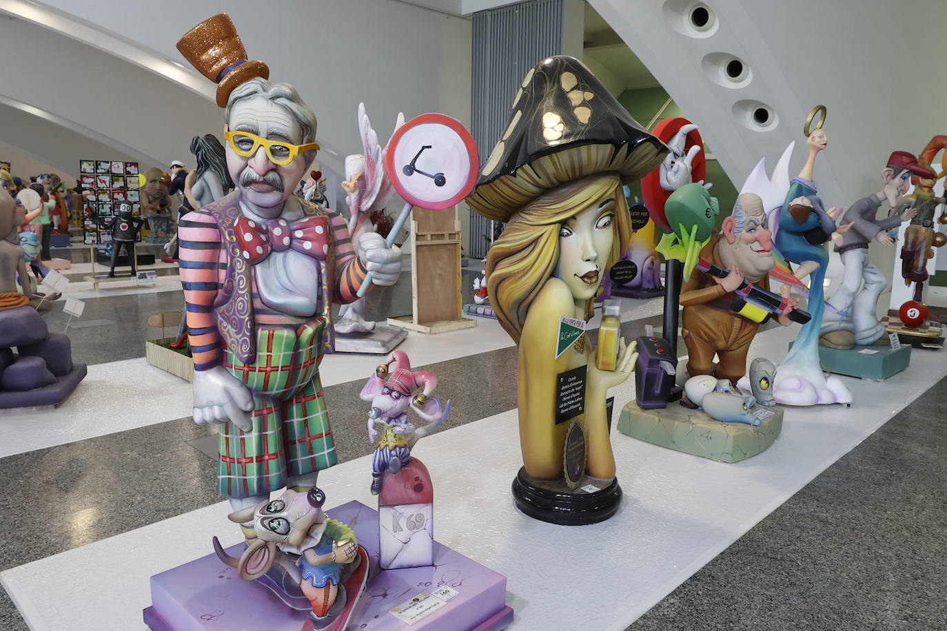 Fotos: Arranca la Exposició del Ninot 2023