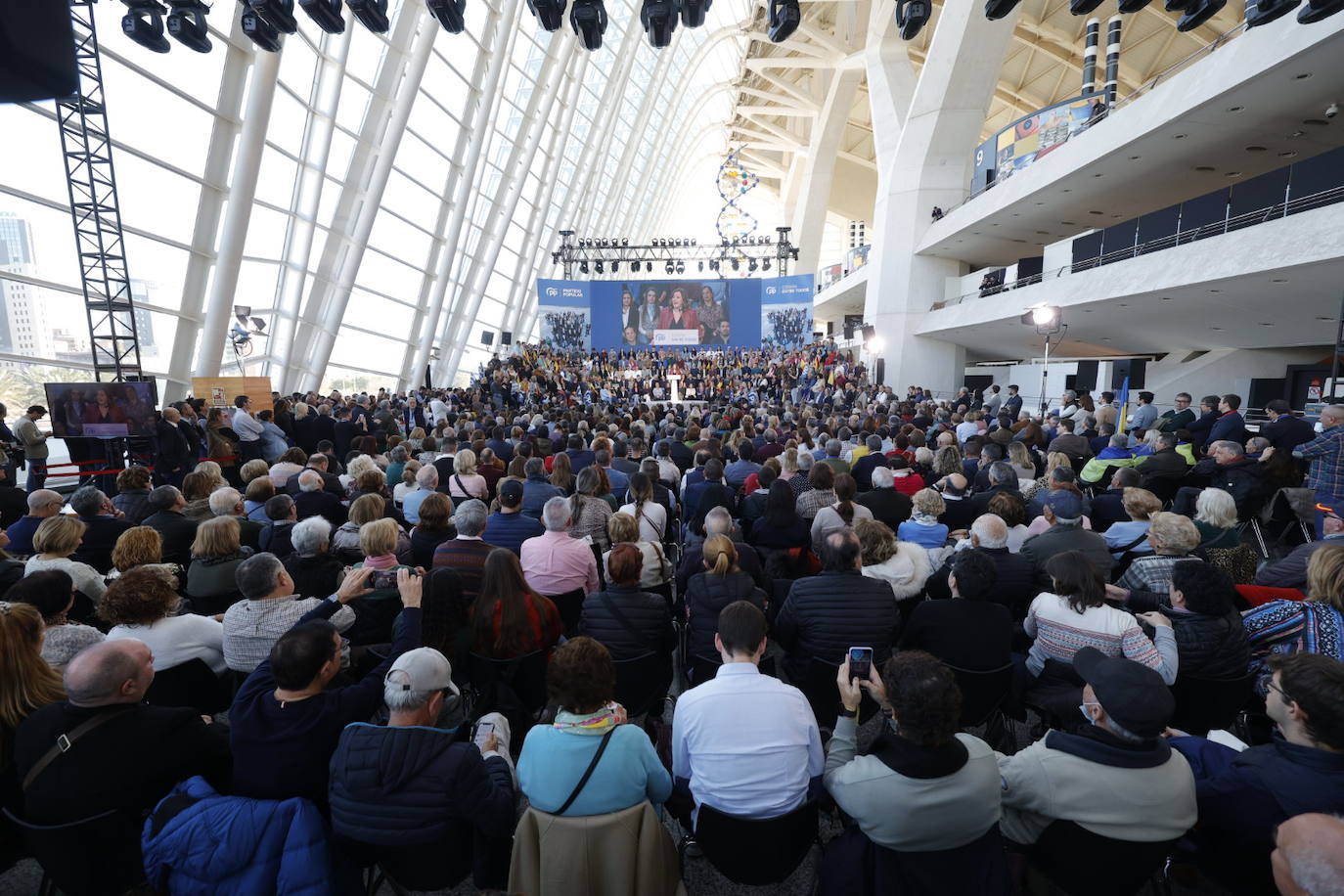 Fotos: Así ha sido la clausura del acto del PP celebrado este fin de semana en Valencia