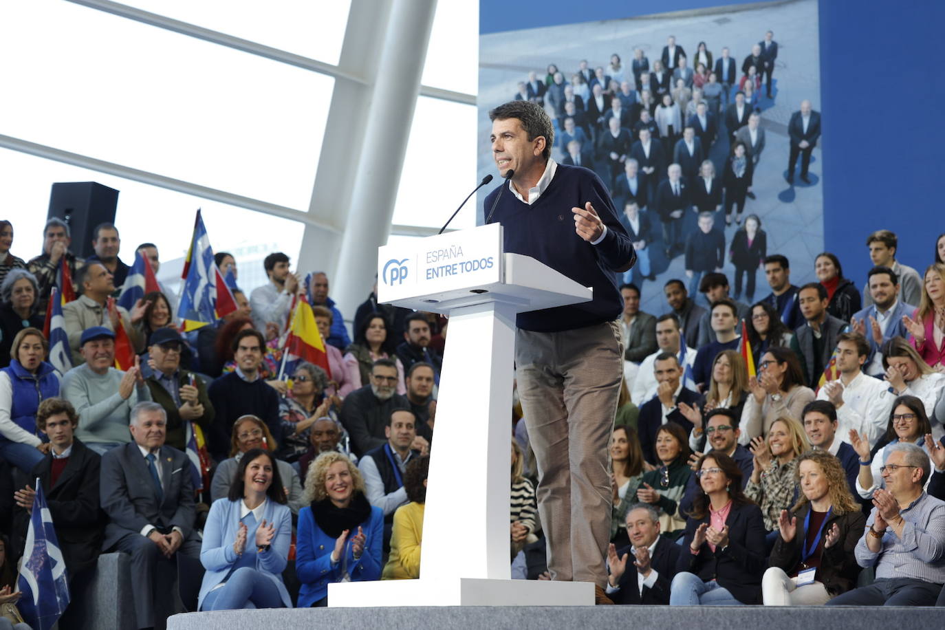 Fotos: Así ha sido la clausura del acto del PP celebrado este fin de semana en Valencia