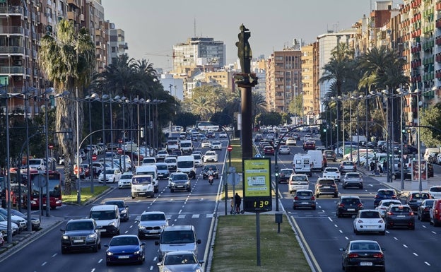 Tramo de la avenida Ausiàs March, la semana pasada. 