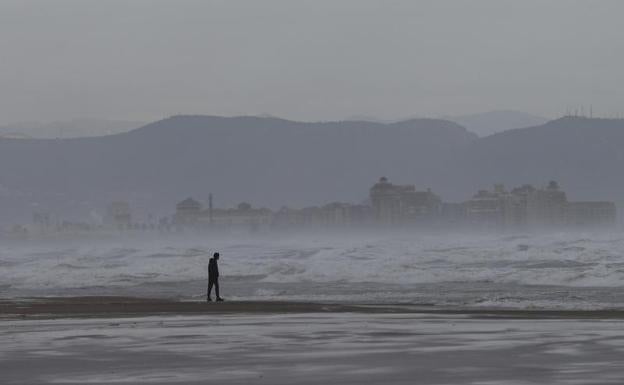 Aemet anuncia 12 horas de diluvio en la Comunitat desde hoy