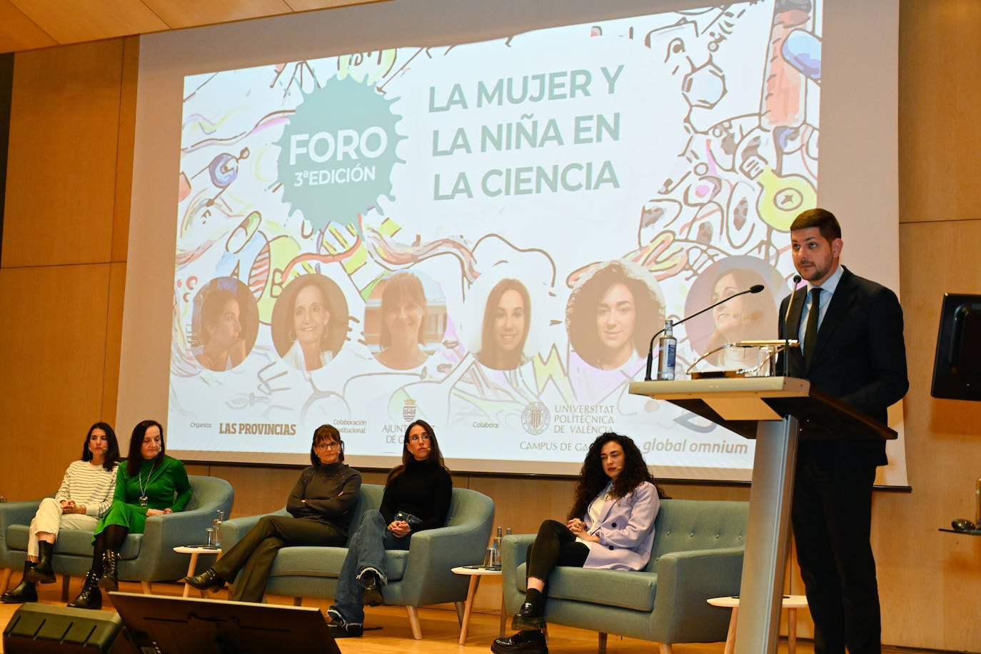 Foro de la Mujer y la Niña en la Ciencia en Valencia