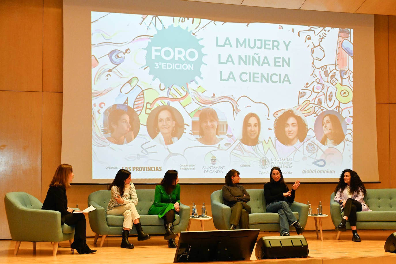 Foro de la Mujer y la Niña en la Ciencia en Valencia