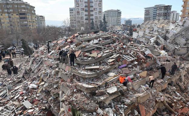 Una actriz de 'Tierra amarga' muere en el terremoto de Turquía