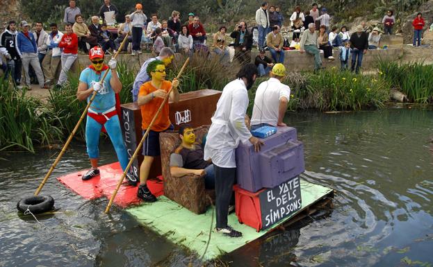 El carnaval de Pego: desfile y noche de fiesta