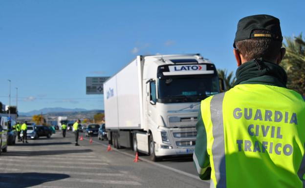 Nueva campaña de vigilancia de la DGT: los dos vehículos que estarán en el punto de mira 