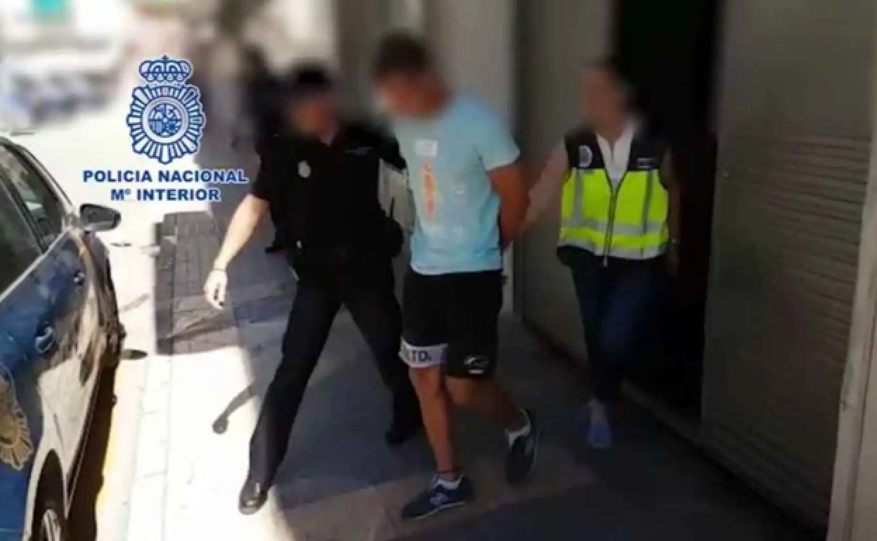 El violador del portal es detenido por la Policia en 2018 en Benidorm.