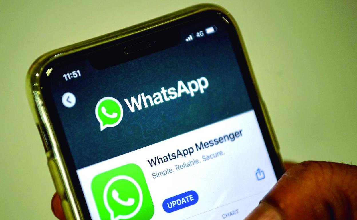 Imagen de un dispositivo móvil con la aplicación de Whatsapp