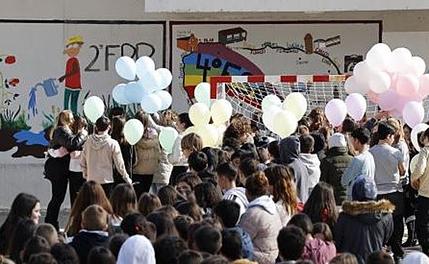 Los padres de la niña que murió de peritonitis se convertirán 