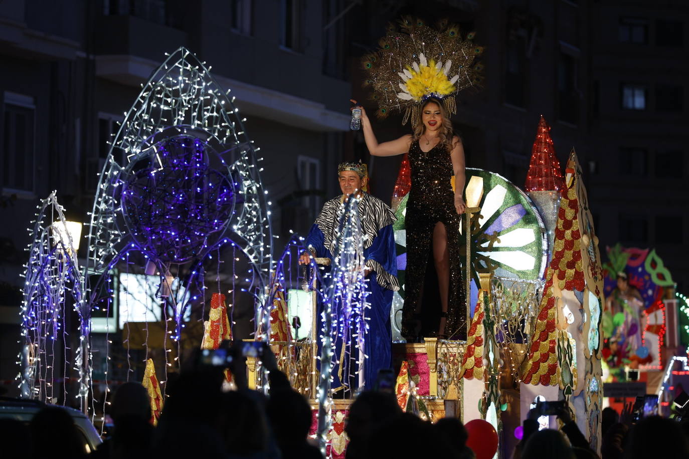 Fotos: El carnaval más multicolor llena Ruzafa