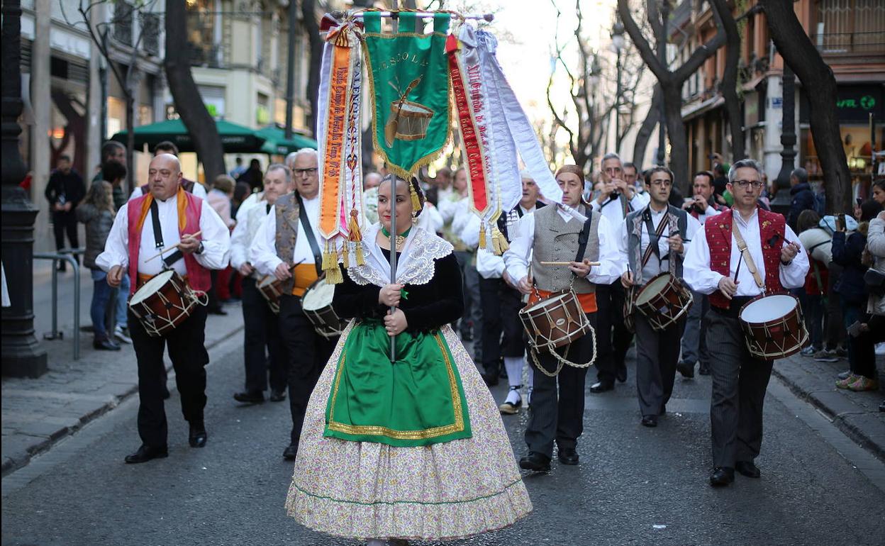 Un momento de la Cabalgata del Ninot de las Fallas 2020.