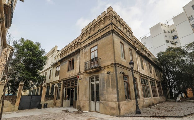 Exterior del recinto gastronómico. 