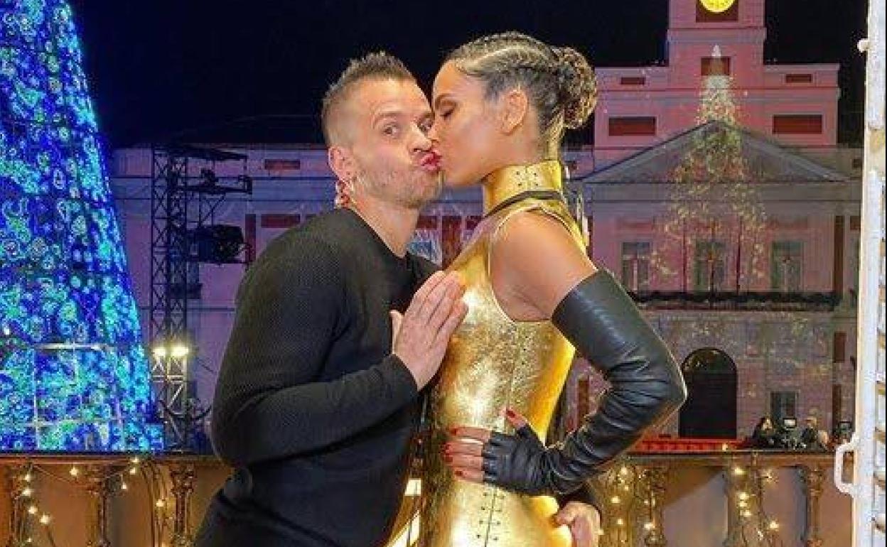 Dabiz Muñoz y Cristina Pedroche en una Nochevieja.